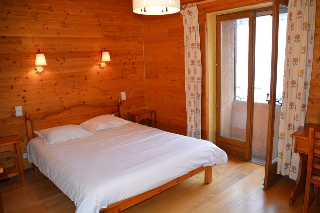 Hotel Alpis Cottia Montgenèvre الغرفة الصورة