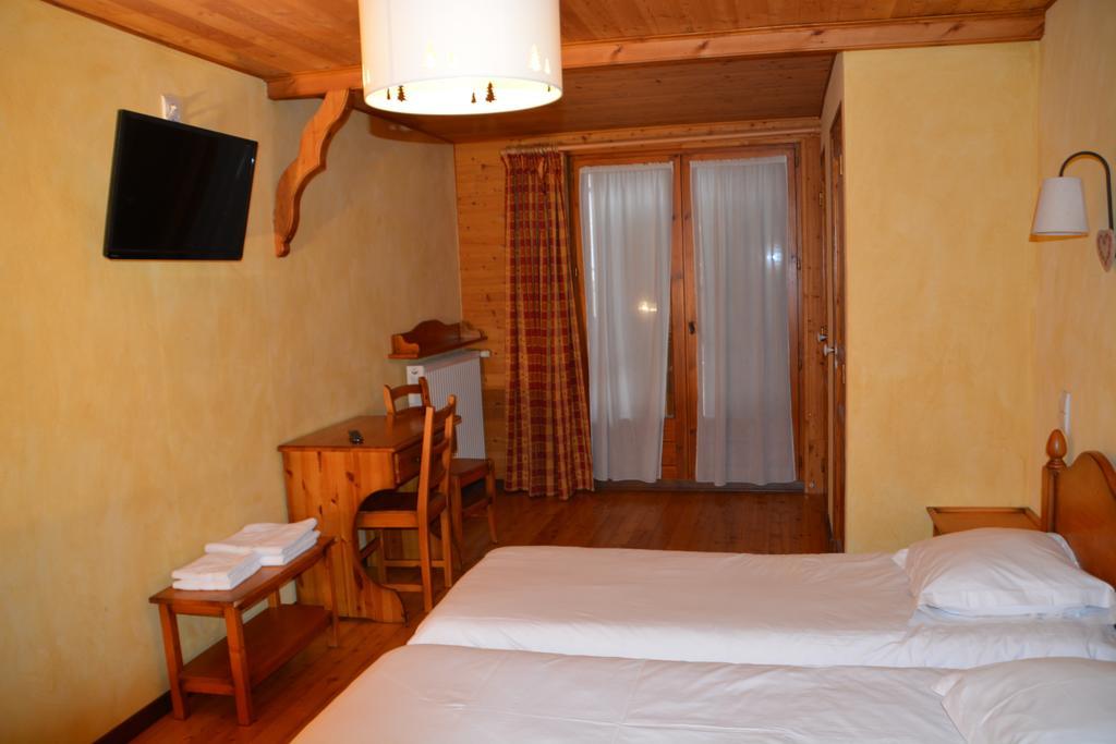 Hotel Alpis Cottia Montgenèvre الغرفة الصورة